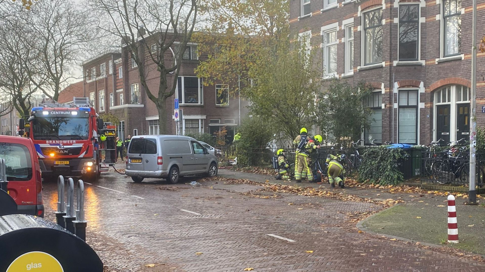 Brandweer rukt massaal uit voor woningbrand in Nijmegen