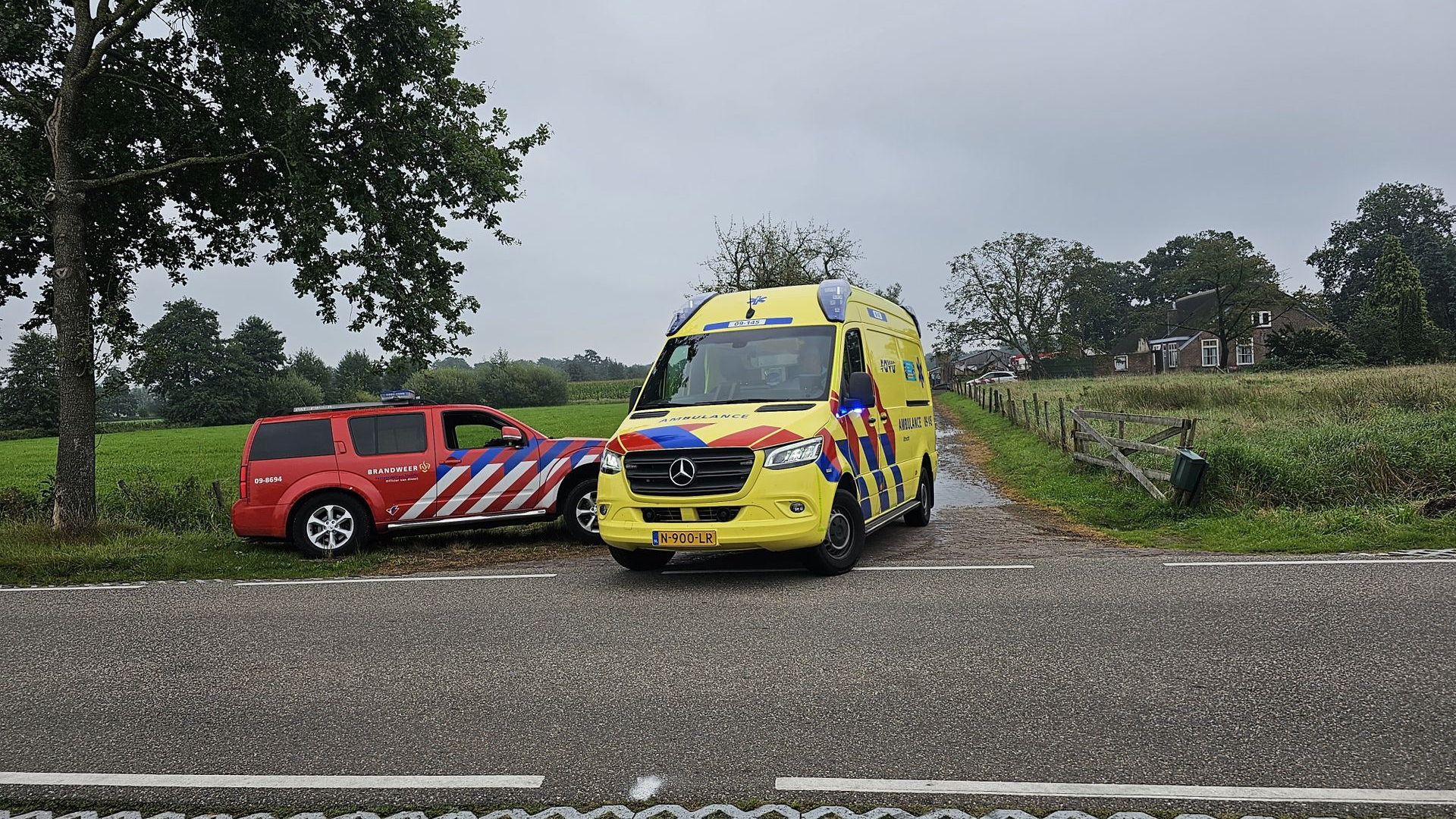 Twee ernstig gewonden na ontplofte gasfles op boerderij in Woudenberg
