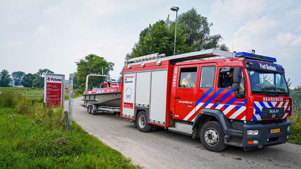 Lichaam gevonden in de IJssel, politie doet onderzoek
